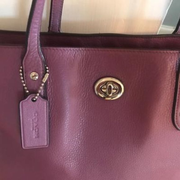 COACH Spring Leather Lavender Handbag Purse - Picture 7 of 7